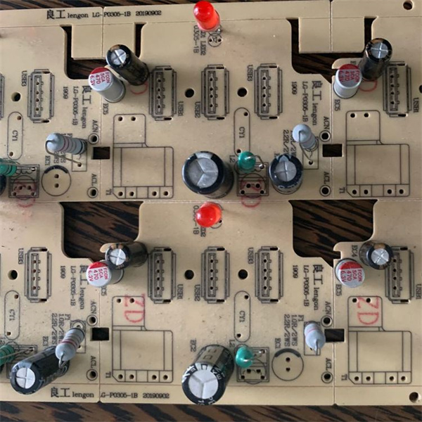 精準(zhǔn)插裝，效率倍增 —— 插件機(jī)在電飯鍋PCB生產(chǎn)中的應(yīng)用實(shí)踐